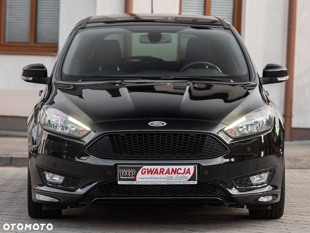 Ford Focus 1.5 EcoBlue Start-Stopp-System ST-LINE X - 4