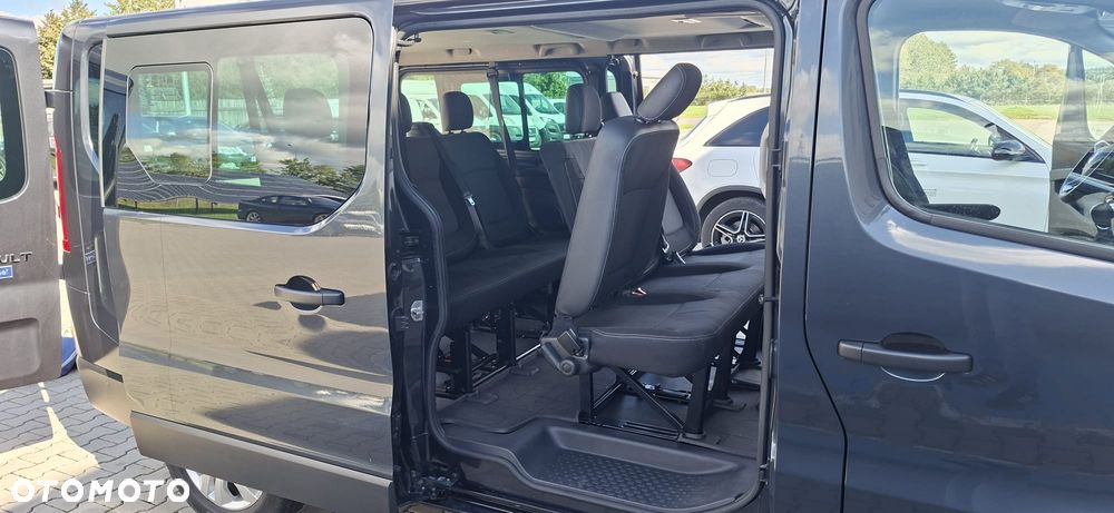 Renault Trafic 2.0 dCi EDC - 10