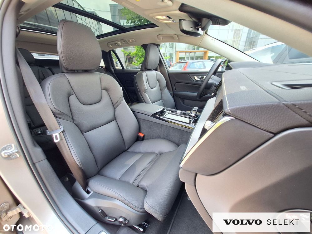 Volvo V60 - 11