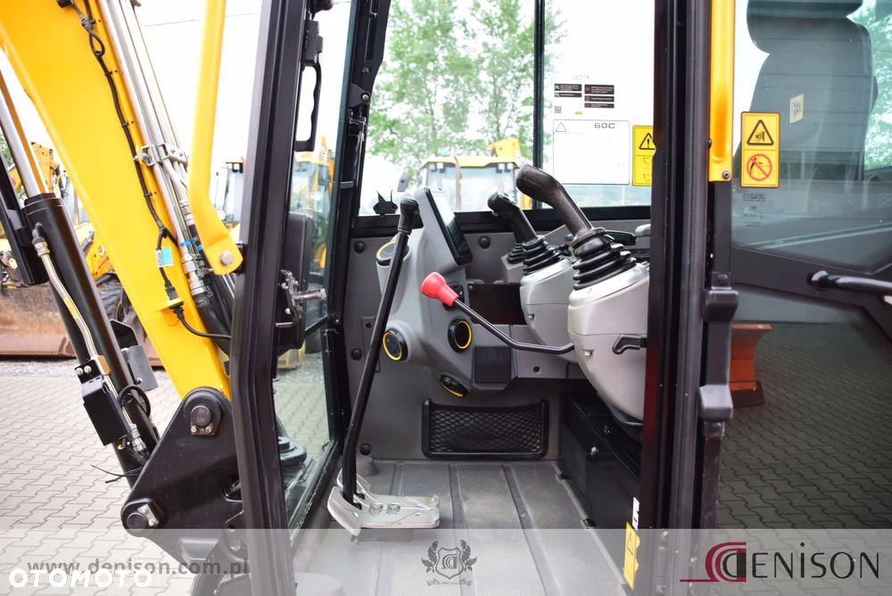 JCB 60 C-2 - 3