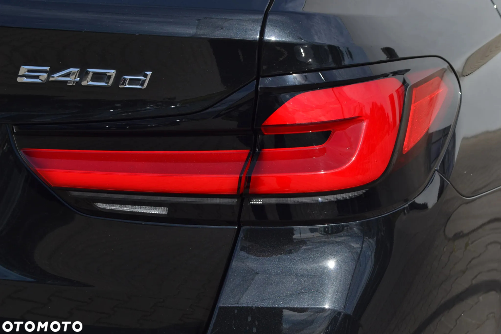 BMW Seria 5 540d xDrive Touring M Sport Edition - 14