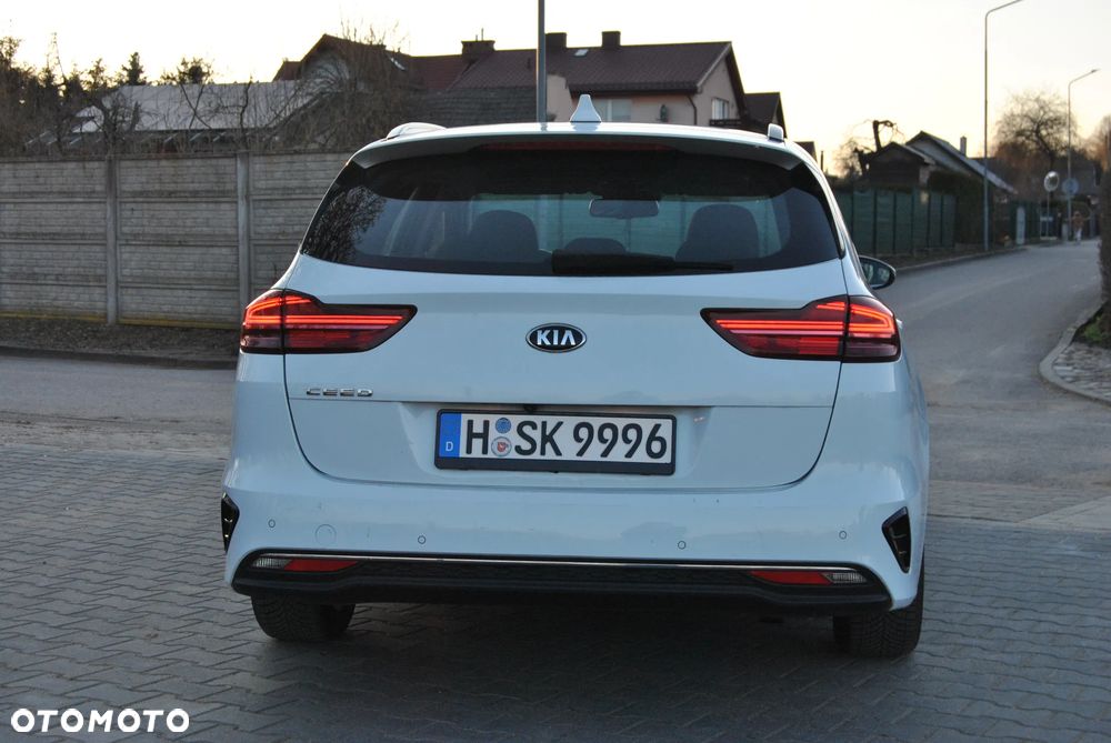 Kia Ceed 1.6 CRDi Vision - 5