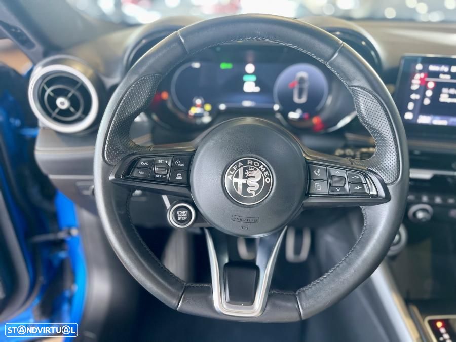Alfa Romeo Tonale 1.5 Hybrid Tributo — fotografia 30