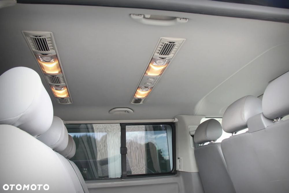 Volkswagen Caravelle L2 - 22