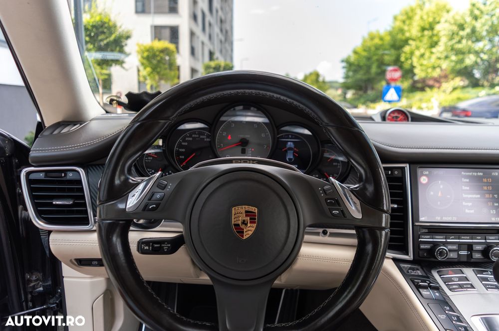 Porsche Panamera 3.0 PDK 4S Executive - 17