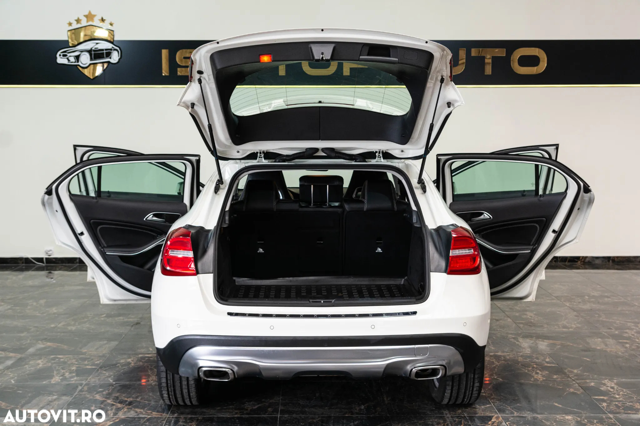 Mercedes-Benz GLA 200 d 7G-DCT Urban - 3