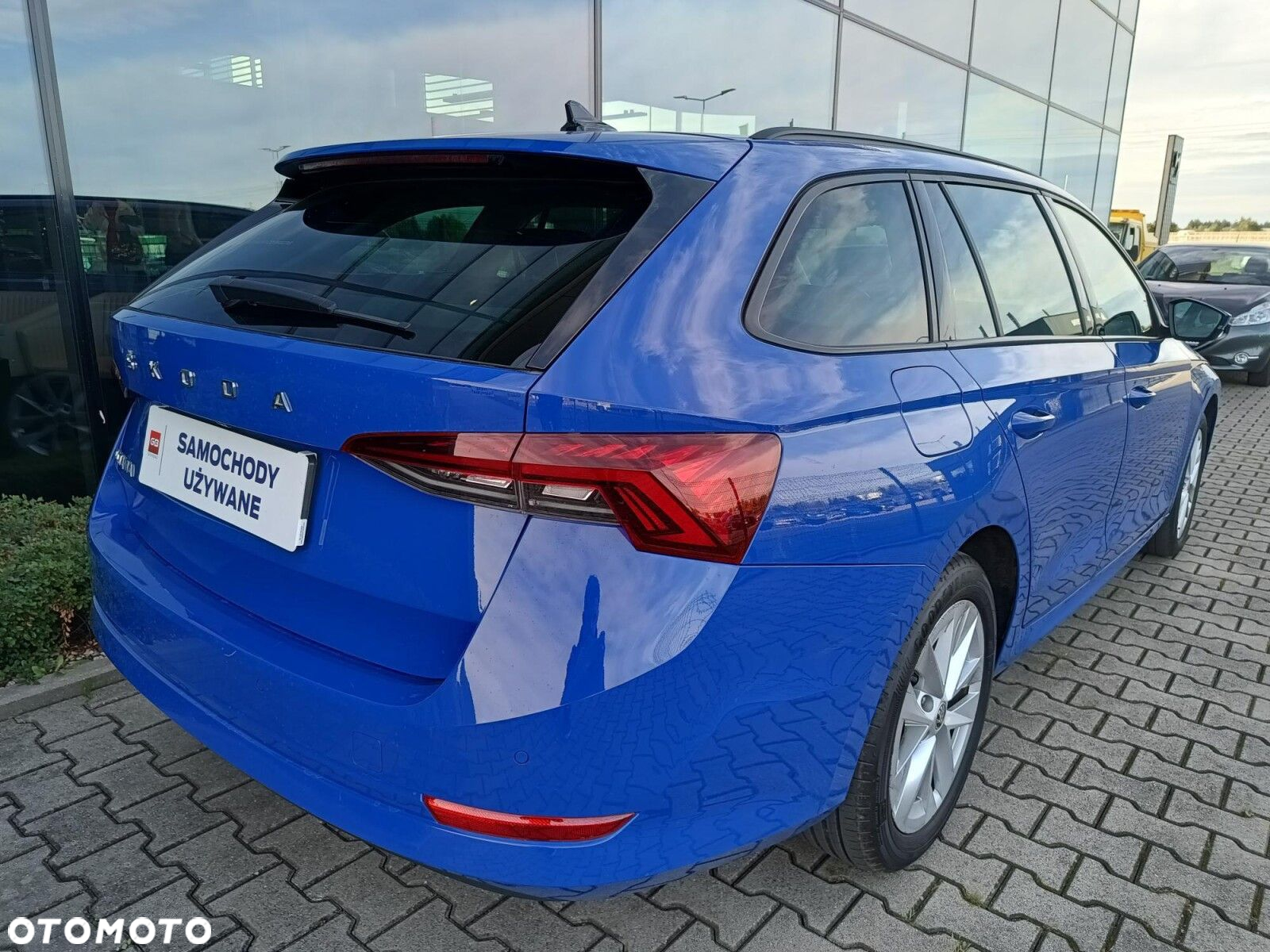 Skoda Octavia 2.0 TDI Ambition DSG - 6