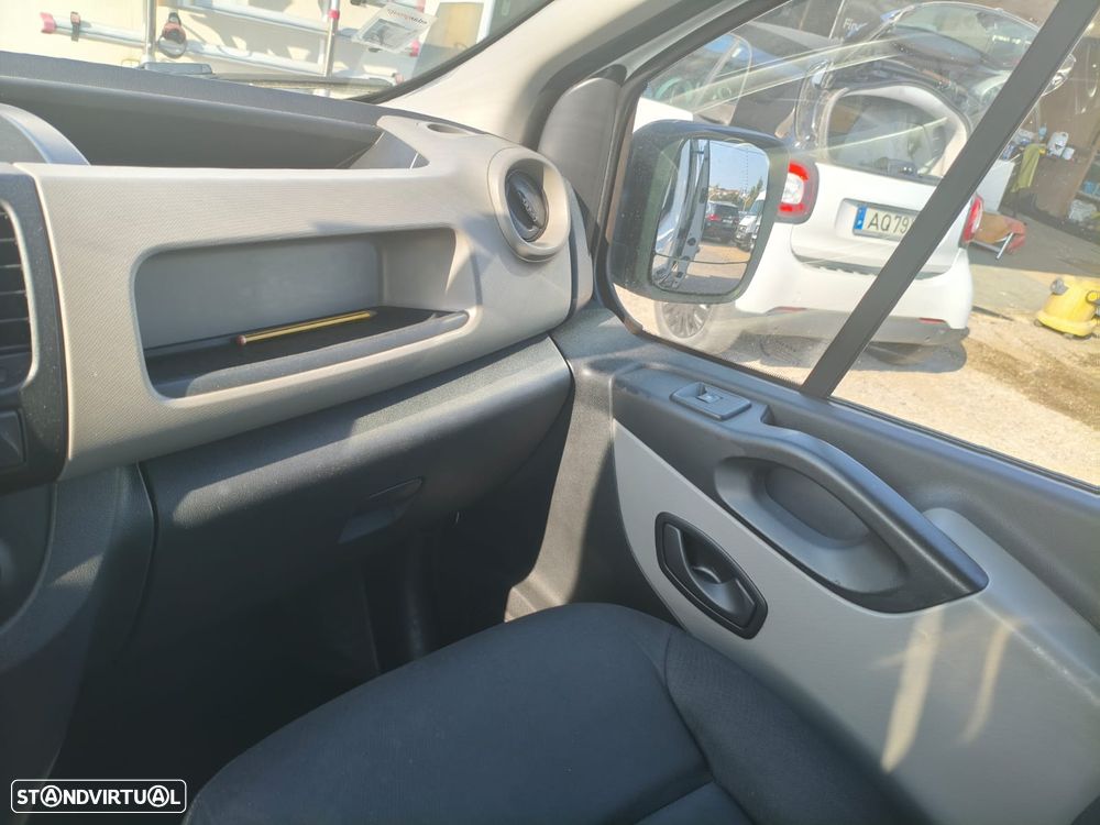 Renault Trafic 4LUG DORMITORIO - 11