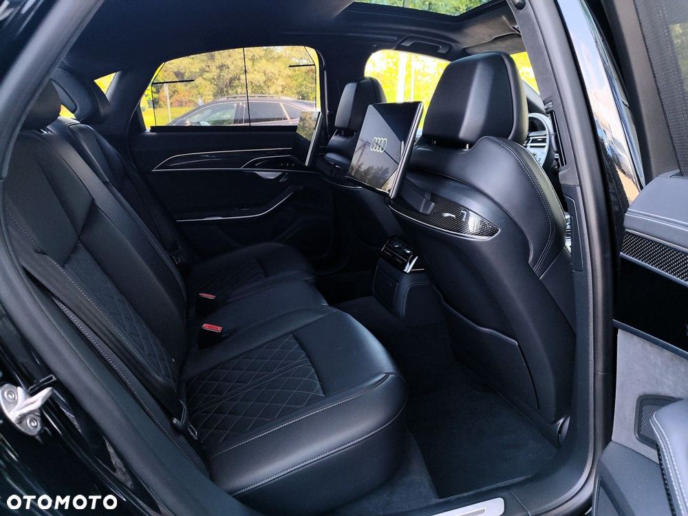 Audi S8 - 18