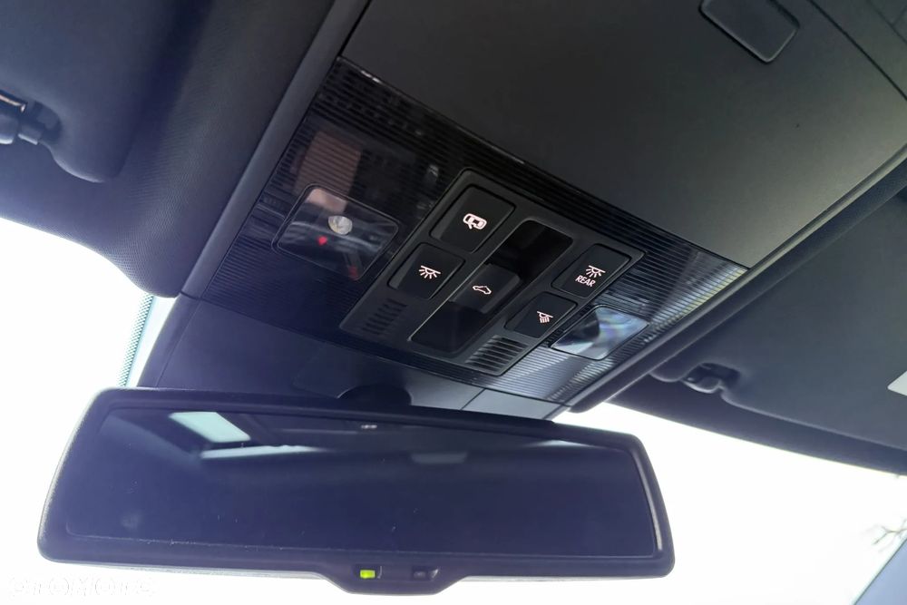 Volkswagen Golf GTD 2.0 TDI SCR DSG - 22