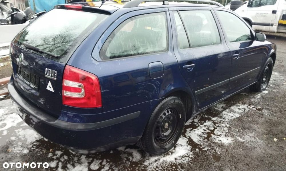 drzwi prawy tył Skoda Octavia II Kombi 9460
