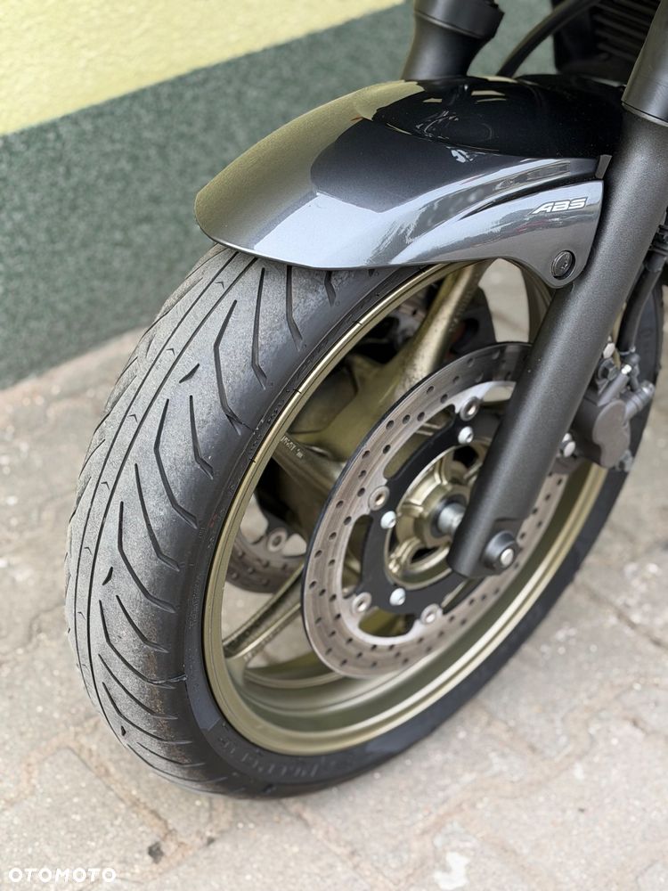 Yamaha XJ - 29