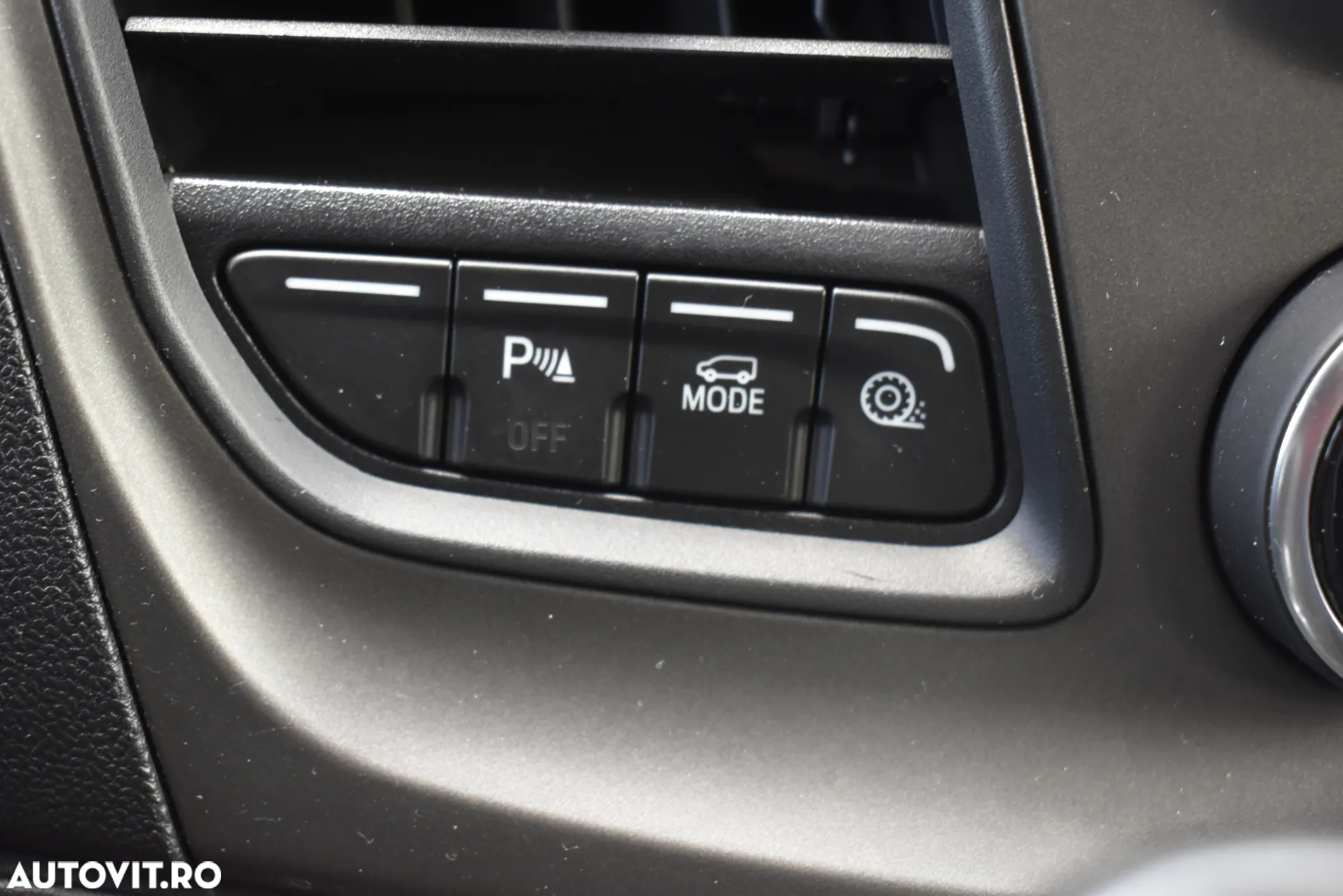 Ford Transit Custom Kombi 320 2.0 EcoBlue 130 CP L2H1 Trend - 26
