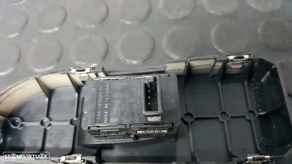 COMANDO DO ELEVADOR FRENTE DIREITO BMW SERIE 1 BERLINA (E81/E87) 120D - 3