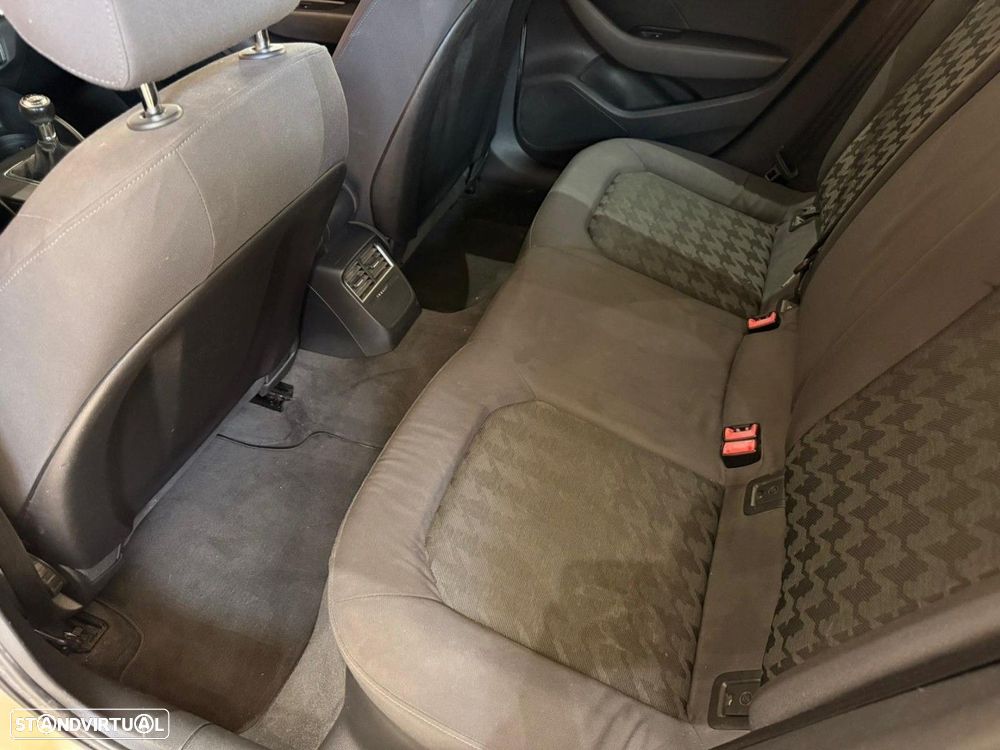 Audi A3 Sportback 1.6 TDI S-line - 9