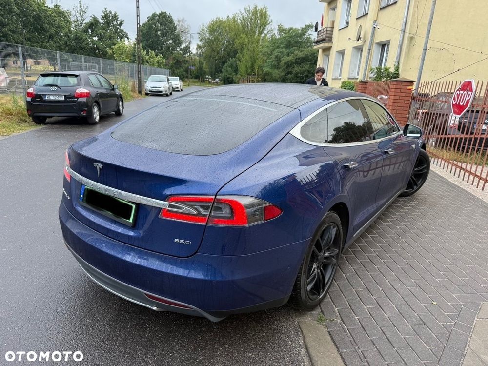 Tesla Model S Long Range Plus - 4