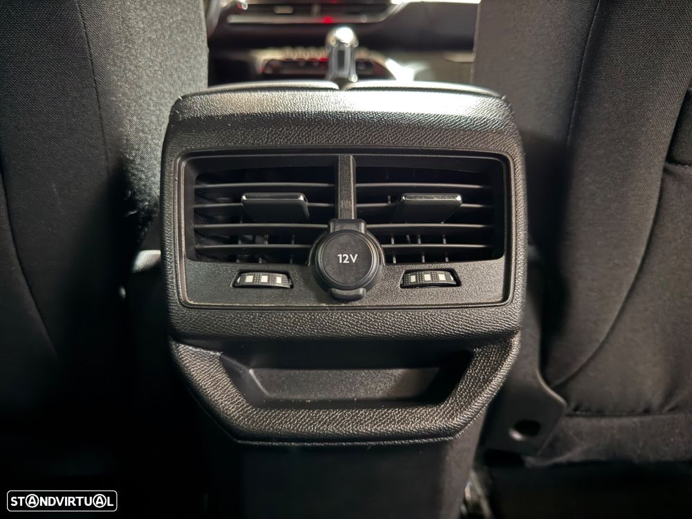 Peugeot 3008 PureTech 130 Stop & Start GPF Allure - 17