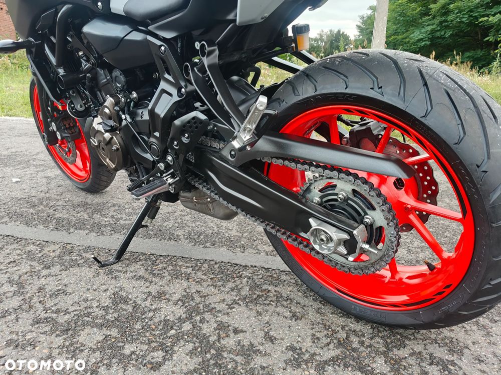 Yamaha MT - 9