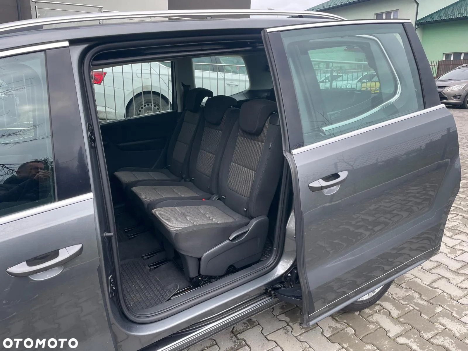 Volkswagen Sharan 2.0 TDI BlueMotion Technology Highline - 9