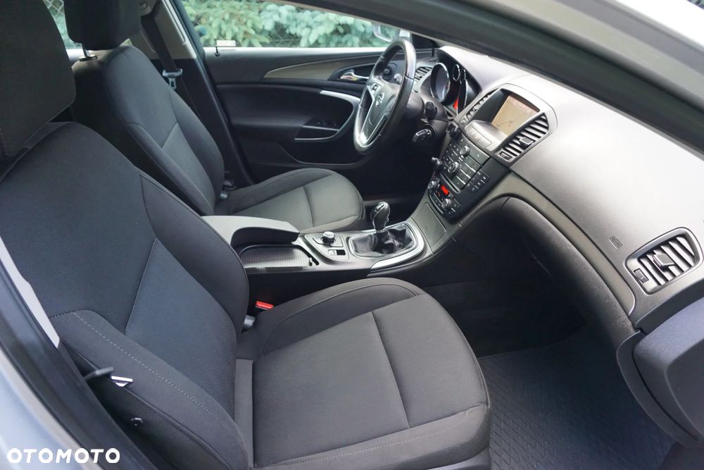 Opel Insignia 1.6 Turbo Design Edition - 4