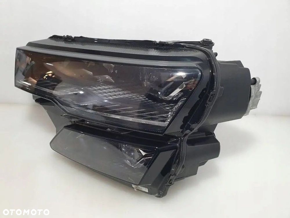 Skoda Karoq 23r. LIFT REFLEKTOR LAMPA LEWA PRZEDNIA PRZÓD 57B941035B +MODUŁ - 3