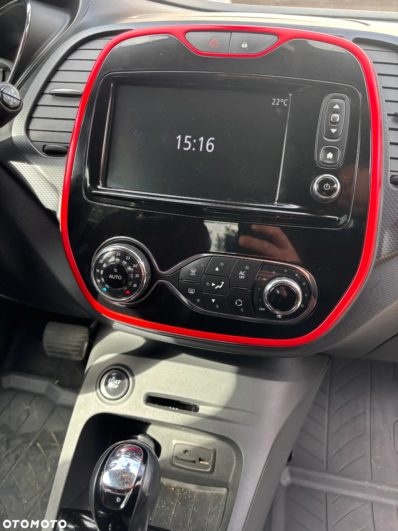 Renault Captur 1.2 TCe Helly Hansen EDC - 10