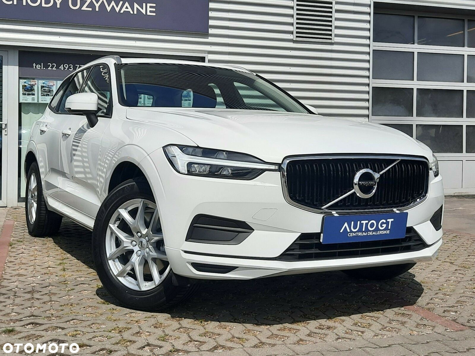 Volvo XC 60 B4 B Momentum - 18