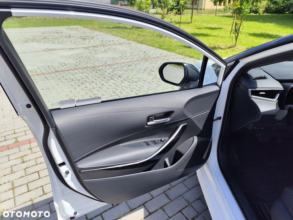 Toyota Corolla 1.8 Hybrid GPF Comfort - 11