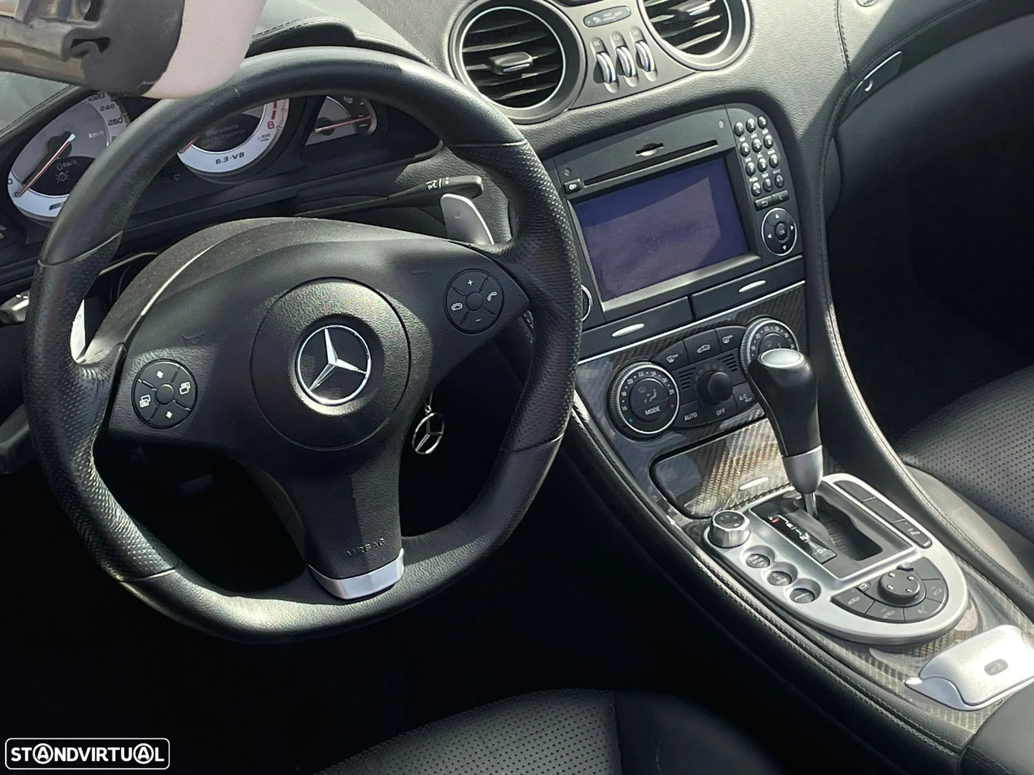 Mercedes-Benz SL 63 AMG Standard - 7