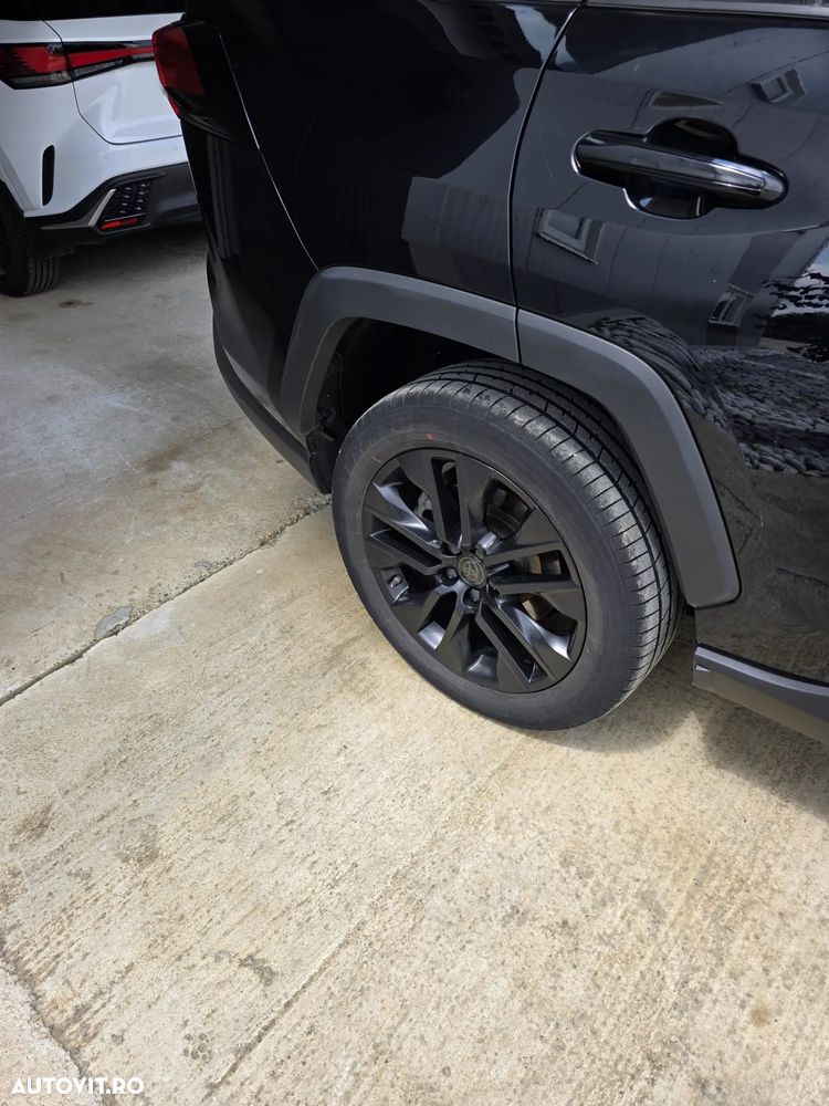 TOYOTA RAV4 2021 — imagine 8