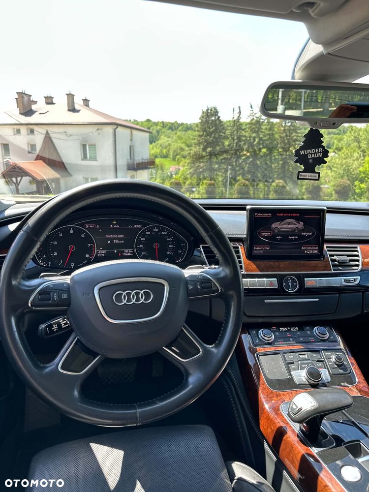 Audi A8 4.2 FSI L Quattro - 13