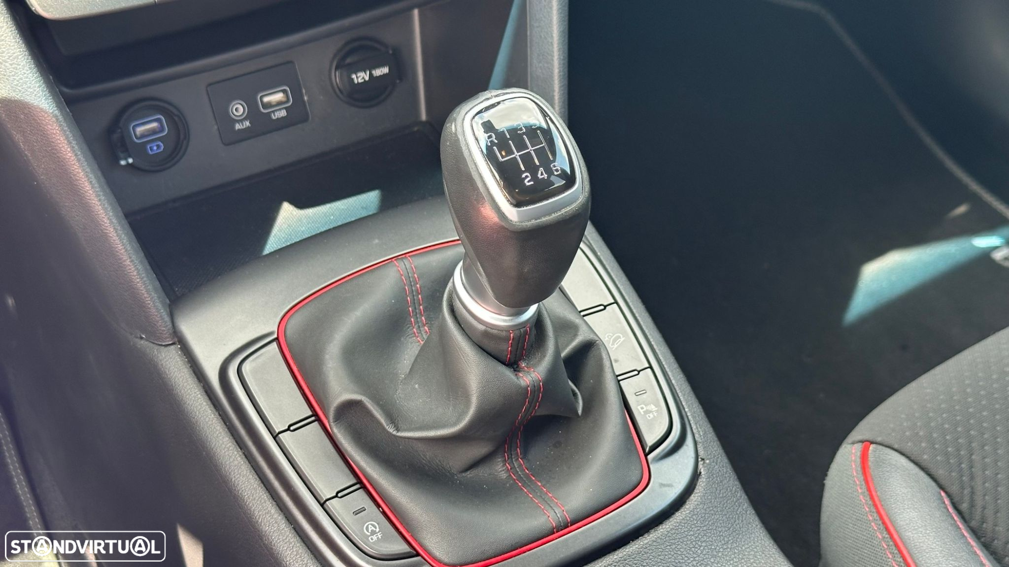 Hyundai Kauai 1.0 T-GDi Premium Pele/Tec Lima+Nav+Vision - 37