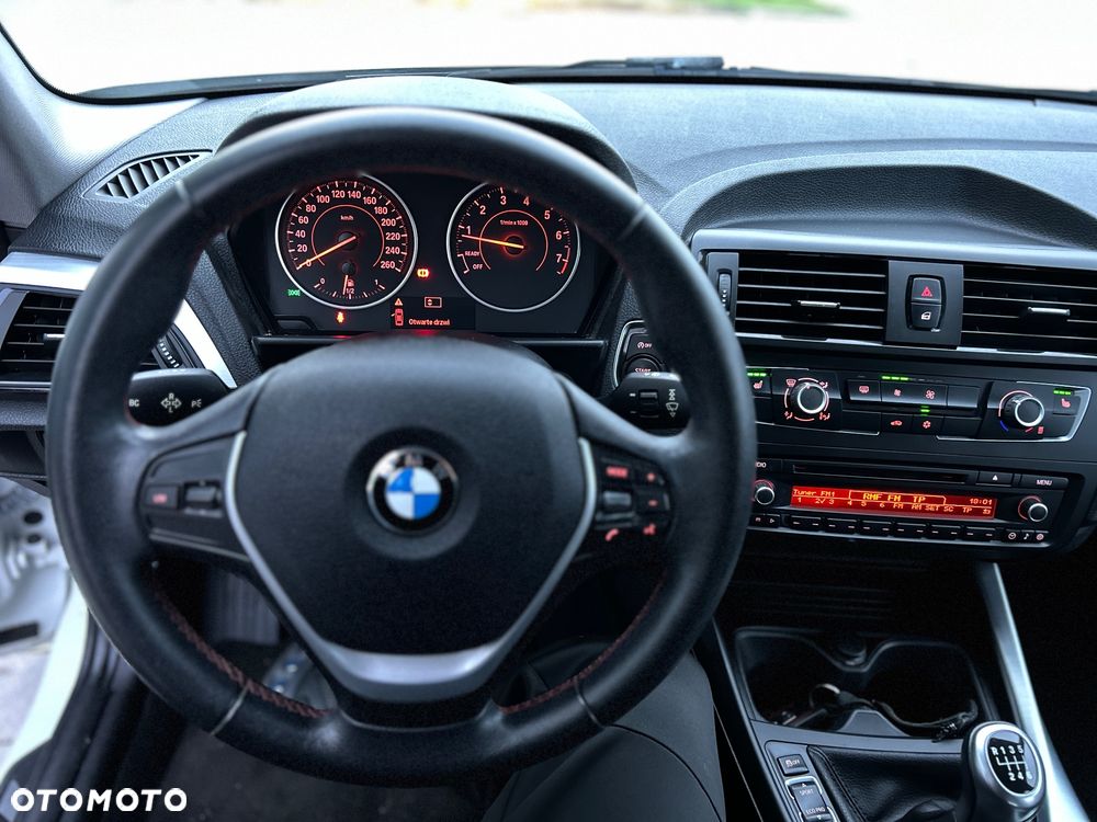 BMW Seria 1 116i Sport Line - 19