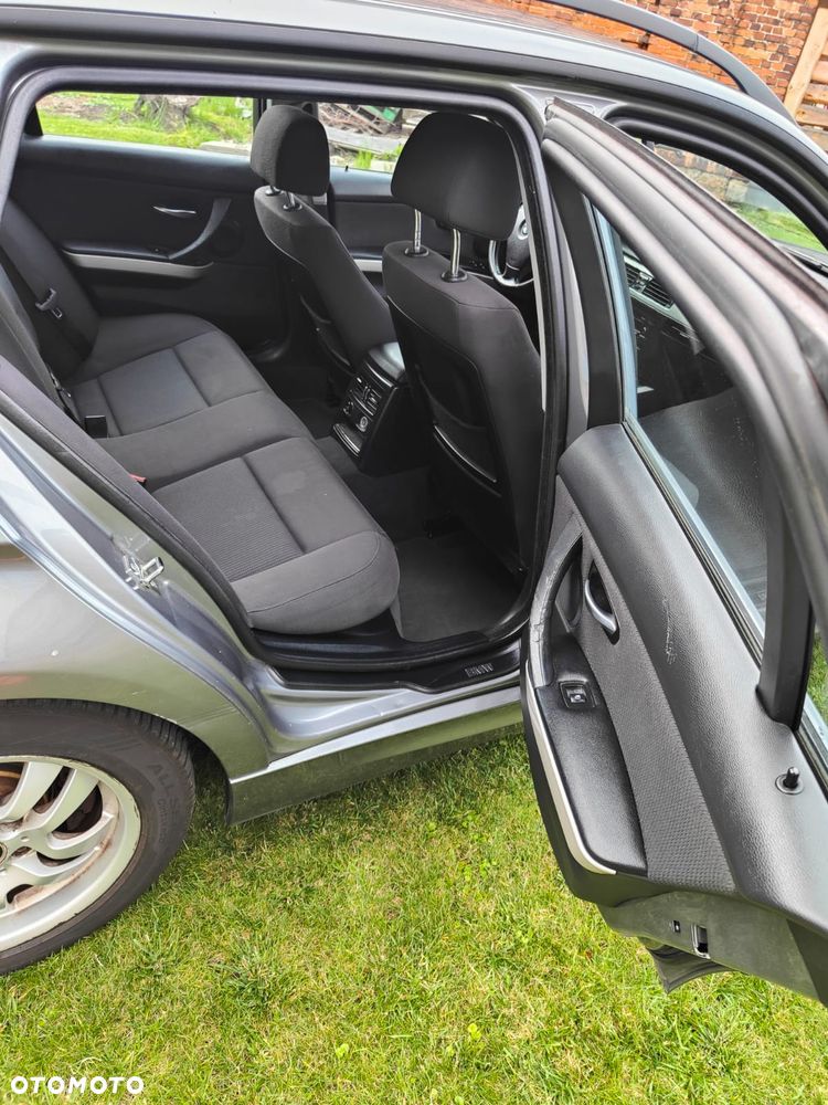 BMW Seria 3 - 8