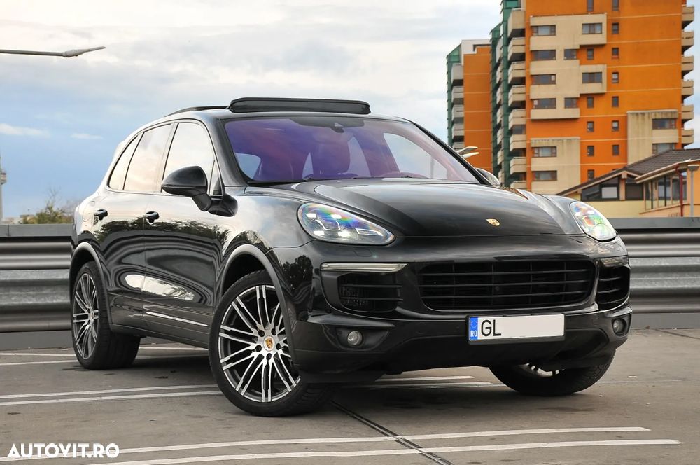 Porsche Cayenne 3.0 L - 1