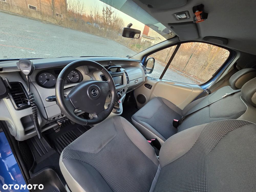 Opel Vivaro L2H1 2.9t - 20