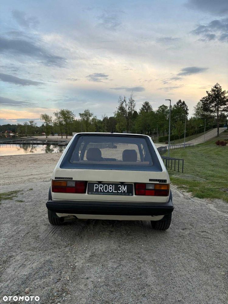 Volkswagen Golf - 5