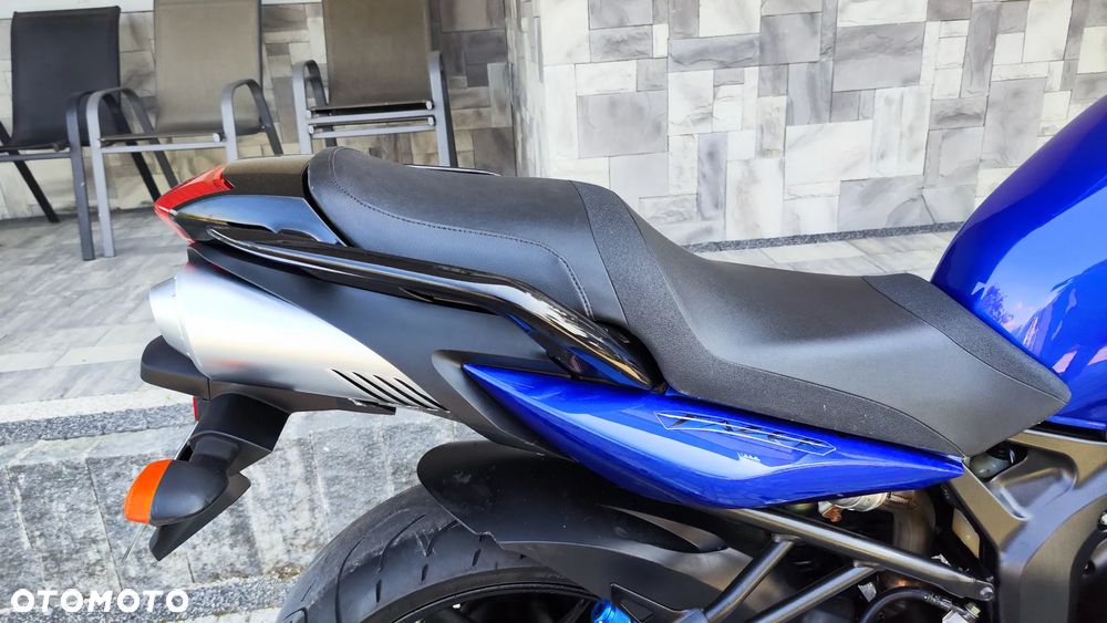Yamaha FZ6 - 19