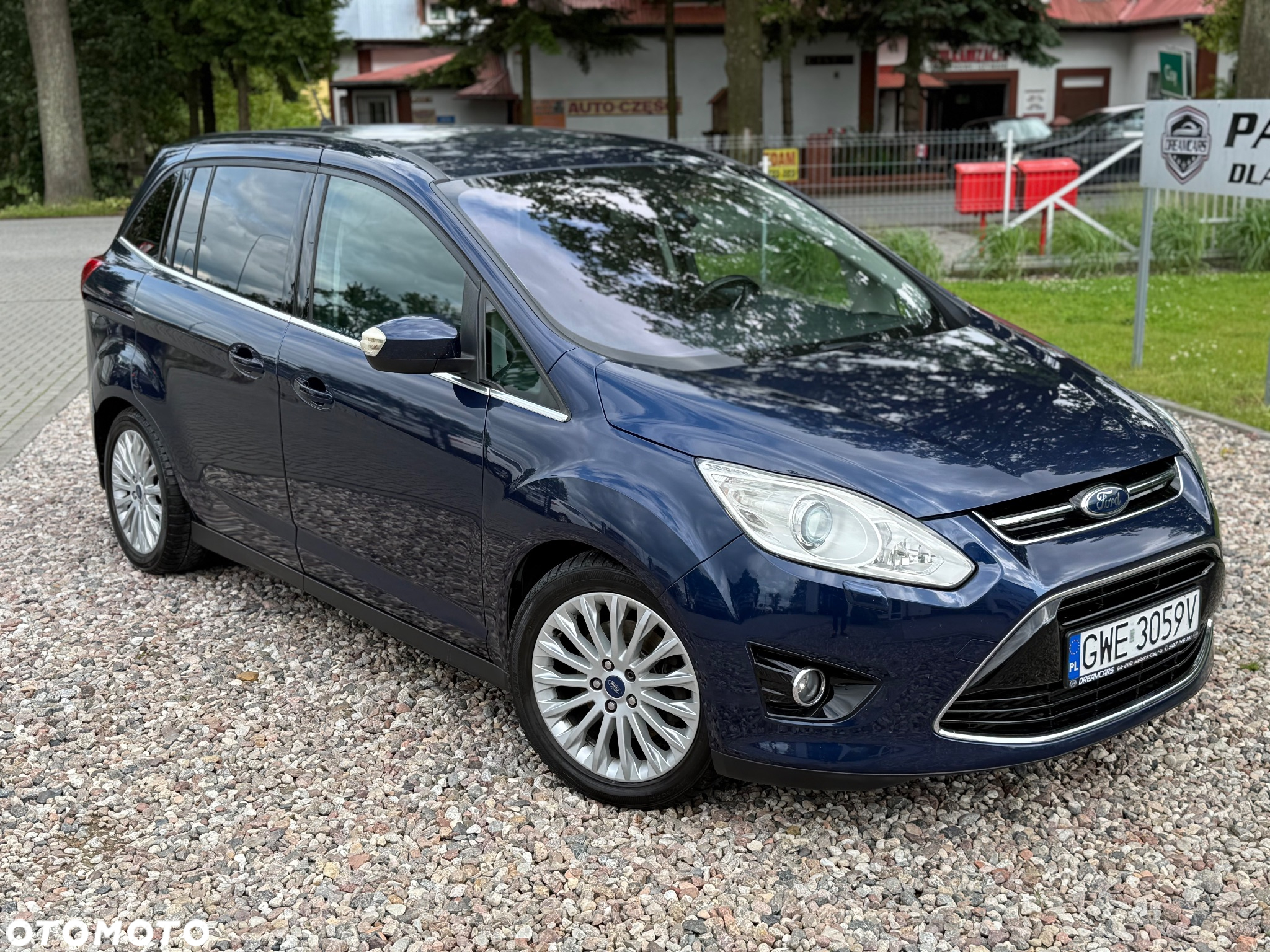 Ford Grand C-MAX - 3