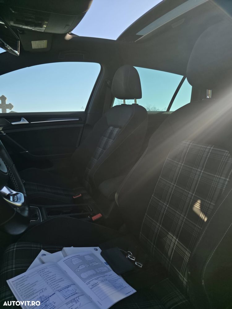 Volkswagen Golf GTD BlueMotion Technology - 25