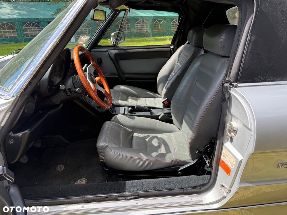 Alfa Romeo Spider - 16