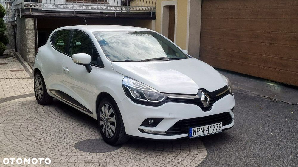 Renault Clio - 1