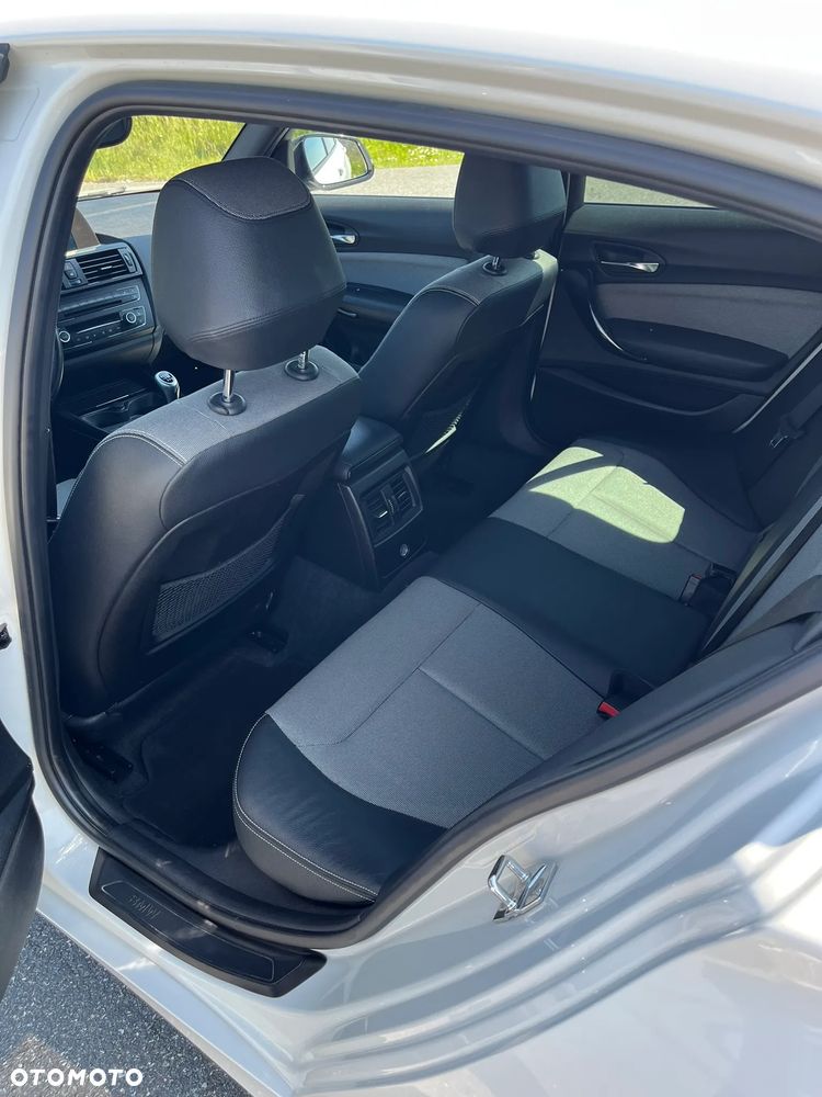 BMW Seria 1 118i Urban Line - 12