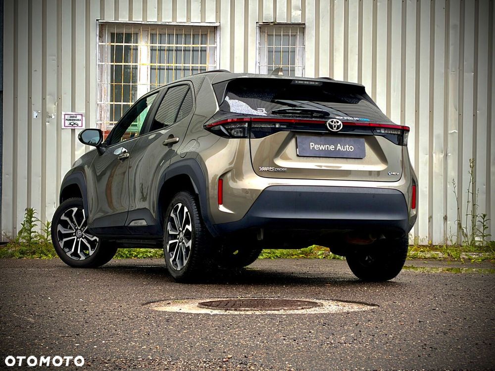 Toyota Yaris Cross Hybrid 1.5 Style - 17