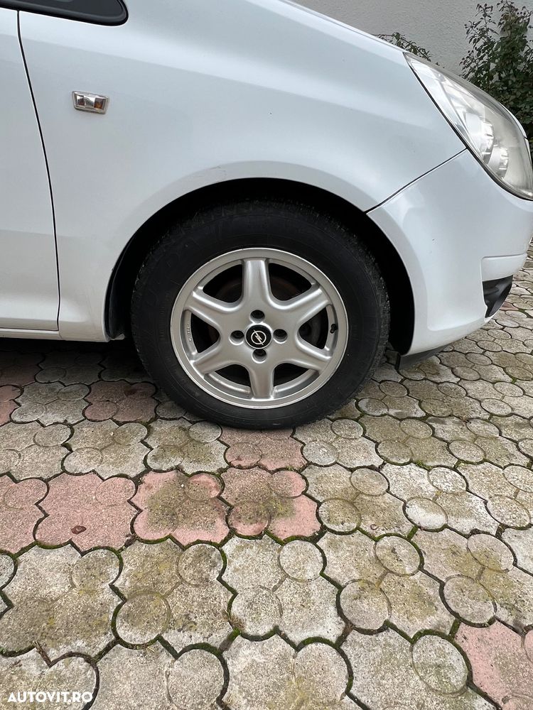 Opel Corsa - 15