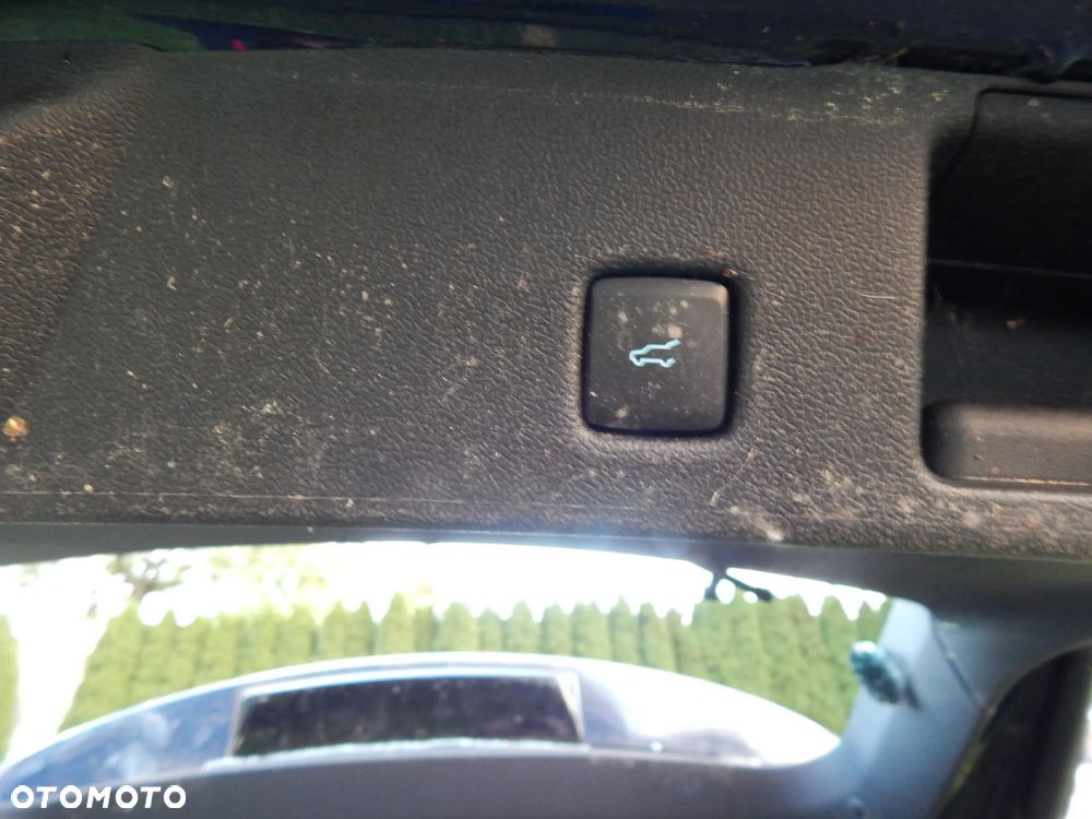 Ford Kuga - 19