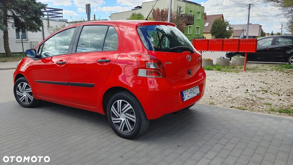 Toyota Yaris - 9