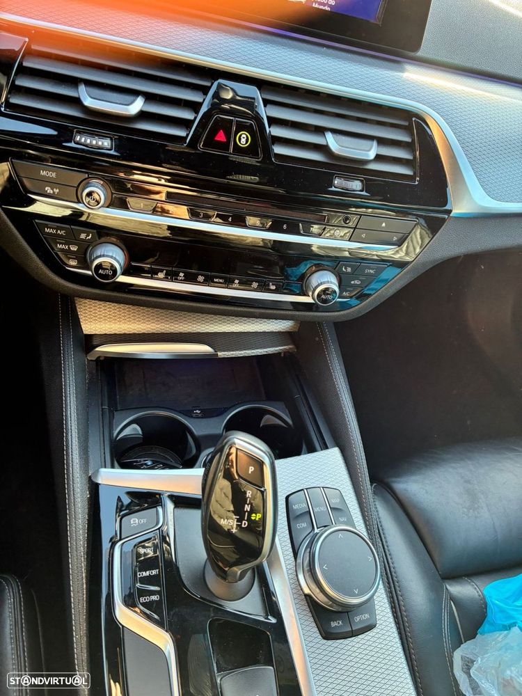 BMW 520 d Pack M Auto - 9