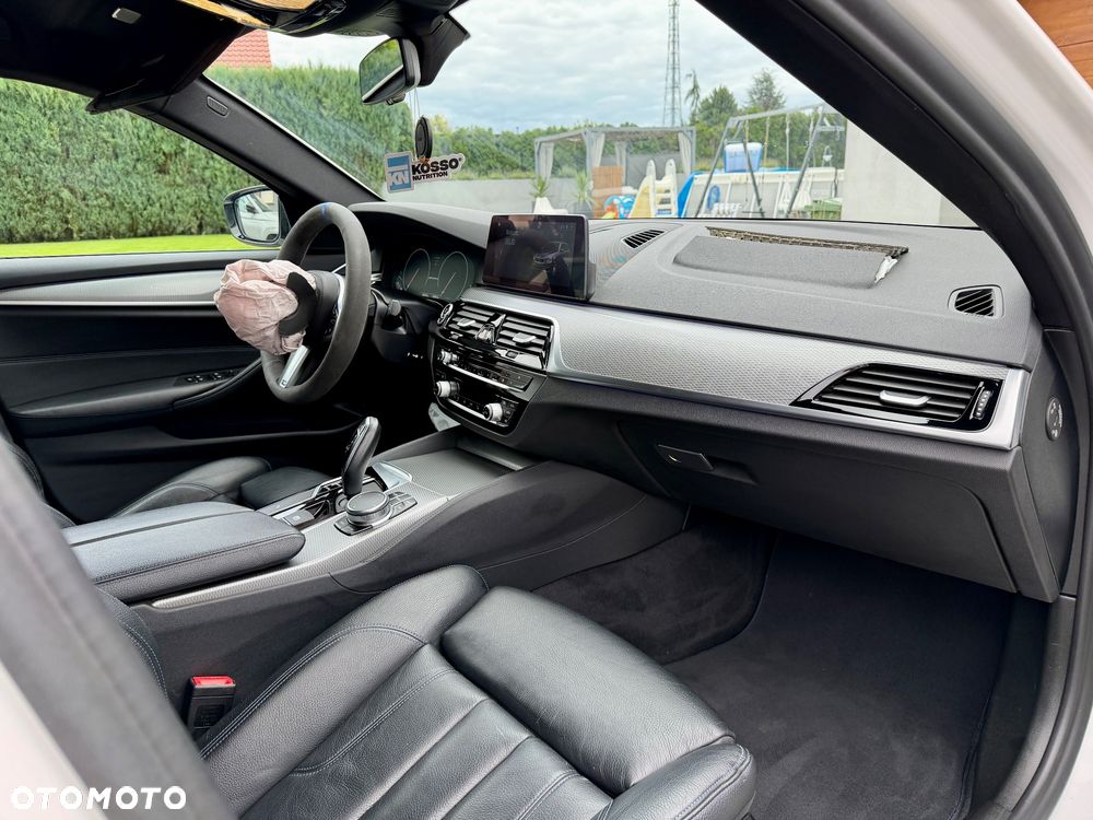BMW Seria 5 540d xDrive M Sport sport - 22