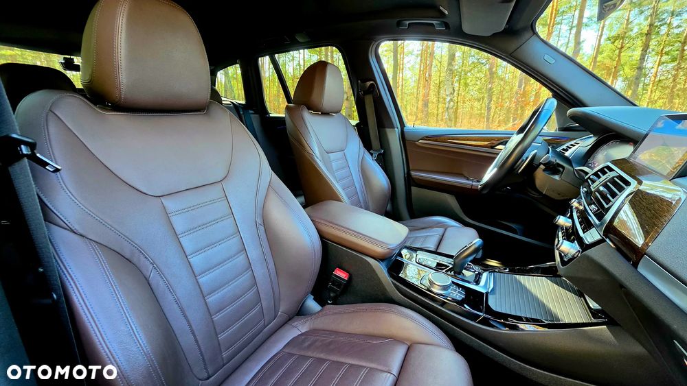 BMW X3 xDrive20d Luxury Line - 15